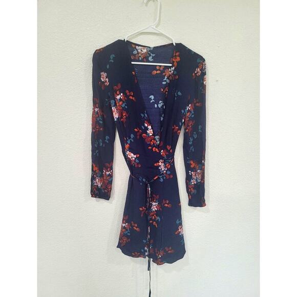 Gentle Fawn Collection Wrap Around Floral Women's Kathleen Dress size Medium #12 - Picture 2 of 5